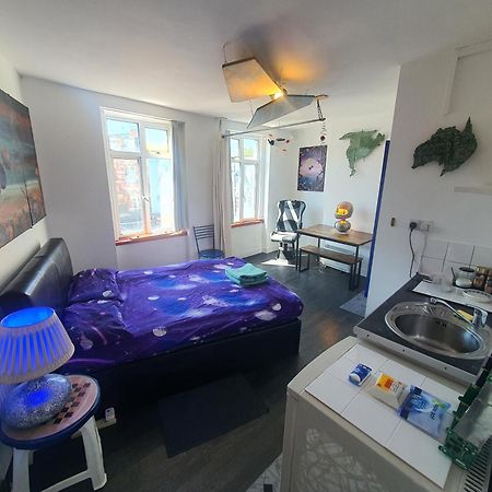 Cyber-Art Studio In Camden Λονδίνο Εξωτερικό φωτογραφία